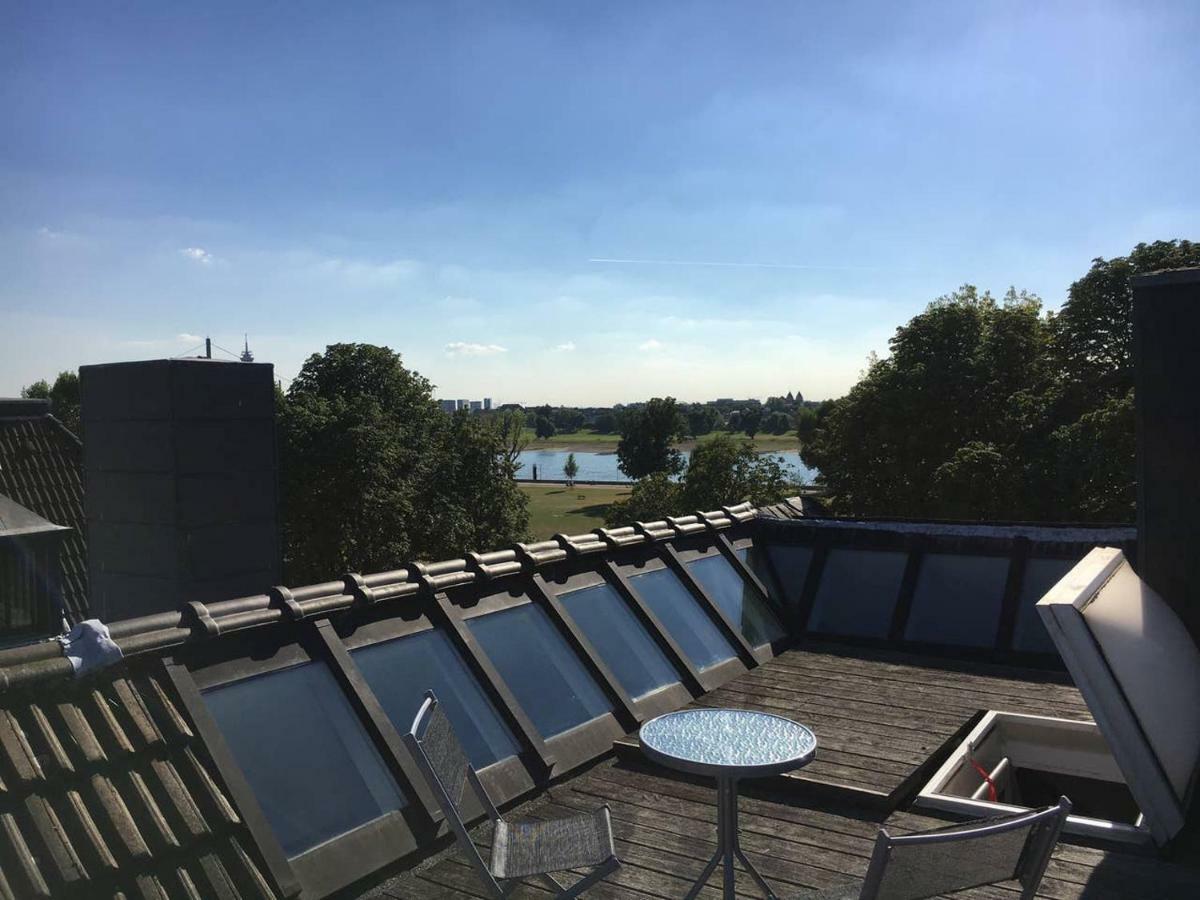 Appartement Luxury Rooftop Loft With River View 10Min To City à Düsseldorf Extérieur photo